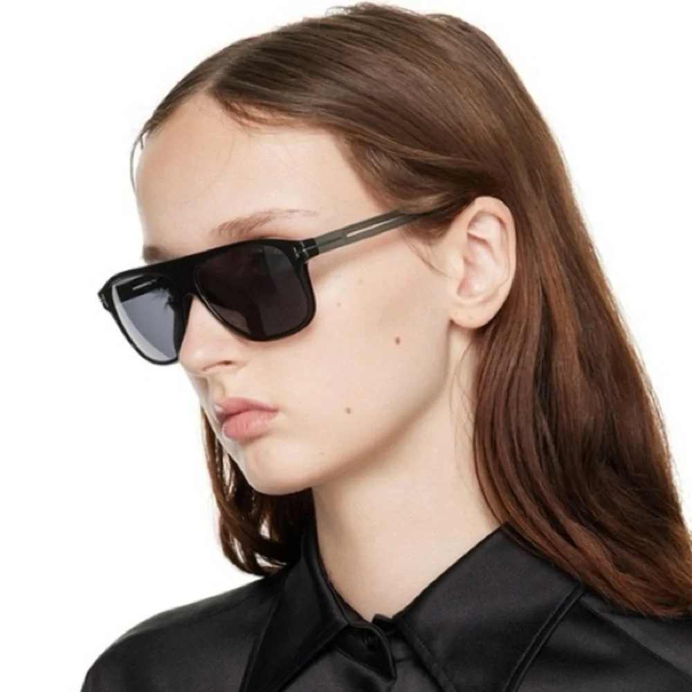 New! TOM FORD Todd Sunglasses TF880 02V, Authentic